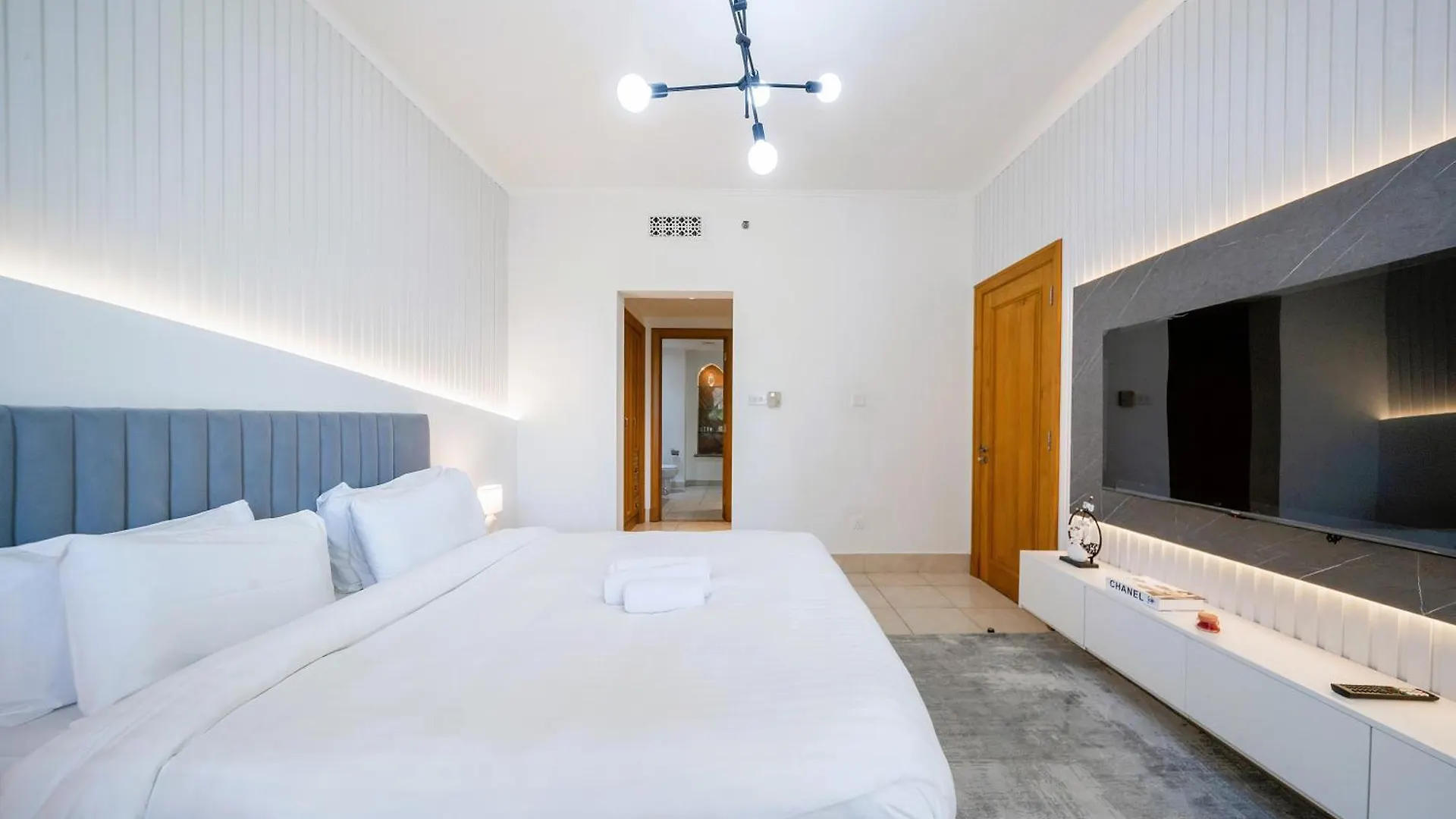 Апартаменты Downtown Burj Khalifa View Luxury 2 Bed Дубай