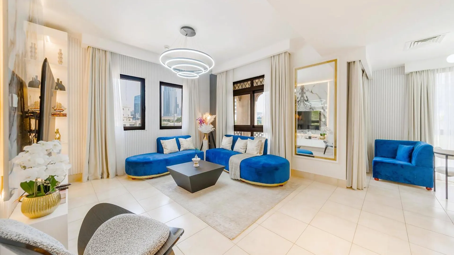 Downtown Burj Khalifa View Luxury 2 Bed Apartment Dubai